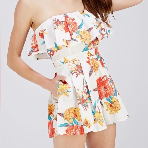 White Floral Pleated Strapless Romper - Picture 1 of 8